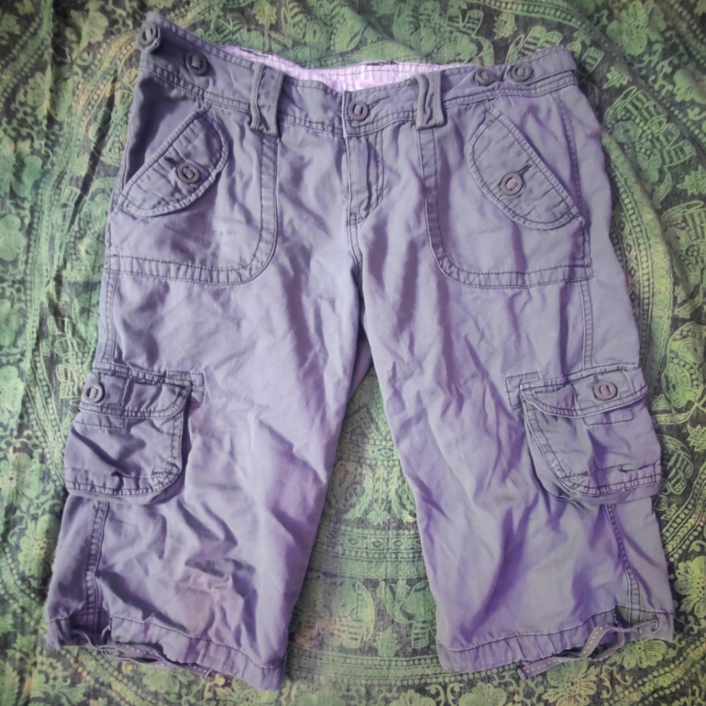 Capris - Picture 2 of 2